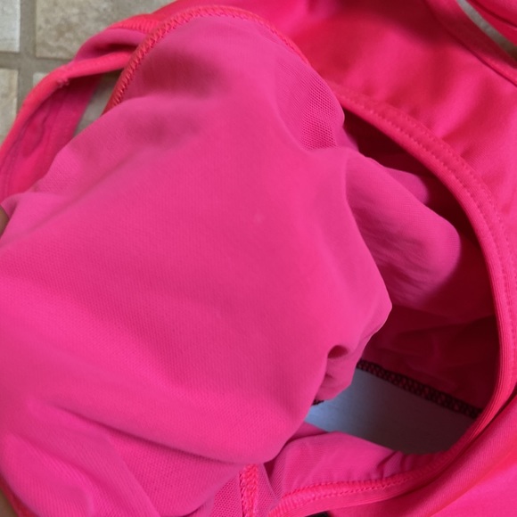 PINK sports bra - Picture 4 of 4